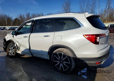 2021 Honda Pilot Touring из США, поврежденный, VIN 5FNYF6H6XMB014007